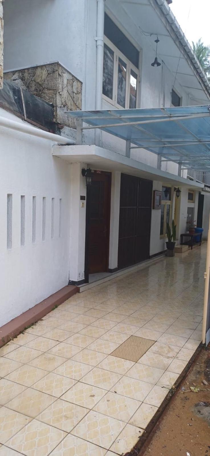 Villa Chenu Dehiwala-Mount Lavinia Exterior photo